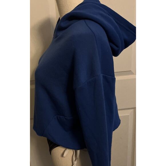 ROMA CONCEPTS By Rosee Women Dark Blue Pullover Cropped Raw Hem Hoodie Size S - Picture 4 of 7